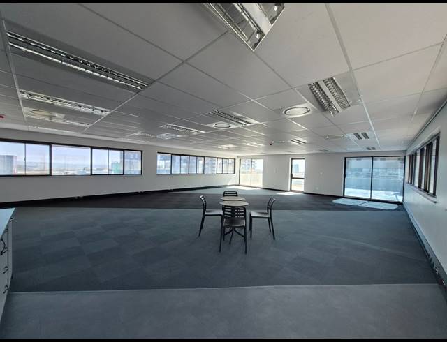 290M² OFFICE TO LET IN SANDTON CENTRAL